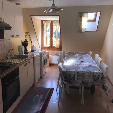 Les Cascades لو مونت دوري